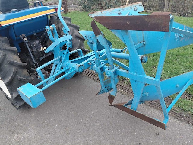 Iseki - tu230f - garden tractor - afbeelding 4 van  18