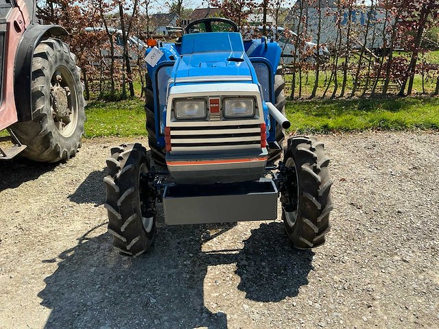 Iseki 270 minitractor - afbeelding 2 van  9