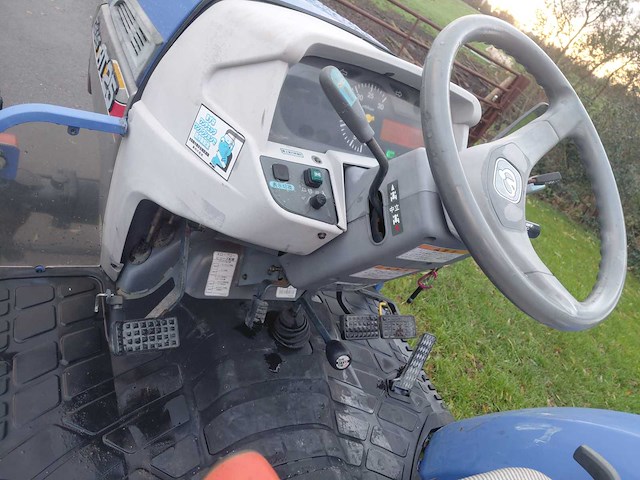 Iseki at25 minitractor - afbeelding 15 van  16