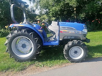 Iseki at30 vierwielaangedreven minitractor - afbeelding 8 van  14