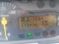 Iseki at30 vierwielaangedreven minitractor - afbeelding 12 van  14