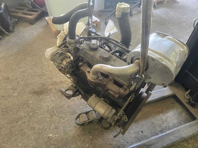 Iseki e4cd dieselmotor - afbeelding 10 van  14
