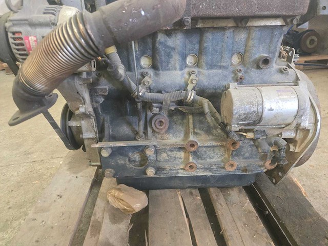 Iseki e4da dieselmotor - afbeelding 9 van  12