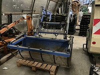 Iseki frontlader met klemriek
