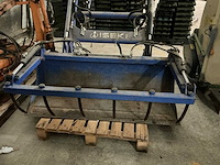 Iseki frontlader met klemriek - afbeelding 2 van  8
