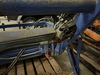 Iseki frontlader met klemriek - afbeelding 7 van  8