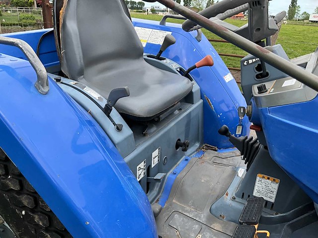 Iseki geas 233 met frontlader - afbeelding 10 van  25