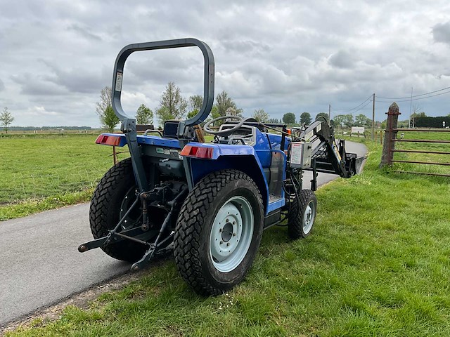 Iseki geas 233 met frontlader - afbeelding 21 van  25