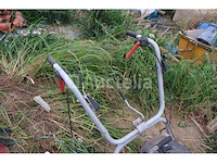 Iseki hk100v benzine vloerborstelmachine - afbeelding 9 van  10