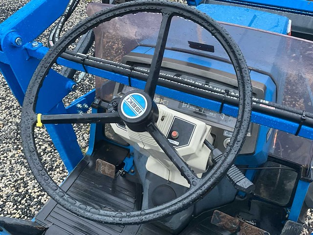 Iseki landhope 160 minitractor - afbeelding 9 van  17