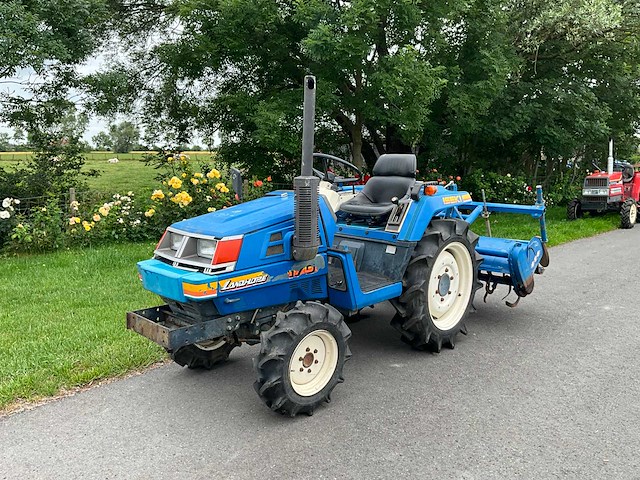 Iseki landhope 17 minitractor met bijhorende frees - afbeelding 1 van  26