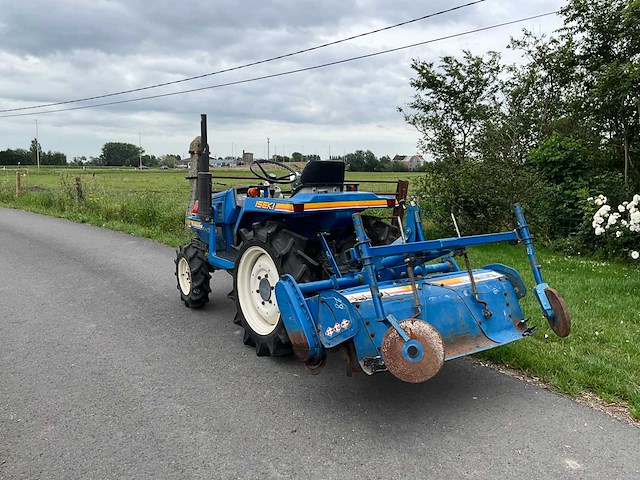 Iseki landhope 17 minitractor met bijhorende frees - afbeelding 24 van  26