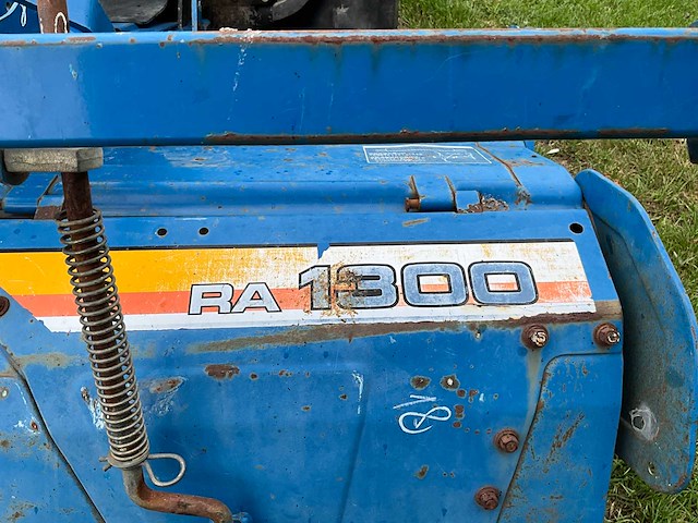 Iseki landhope 17 minitractor met bijhorende frees - afbeelding 8 van  11