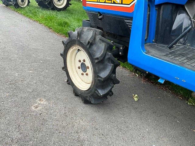 Iseki landhope 175 minitractor + grondfrees - afbeelding 5 van  24