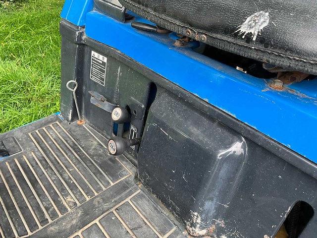 Iseki landhope 175 minitractor + grondfrees - afbeelding 13 van  24