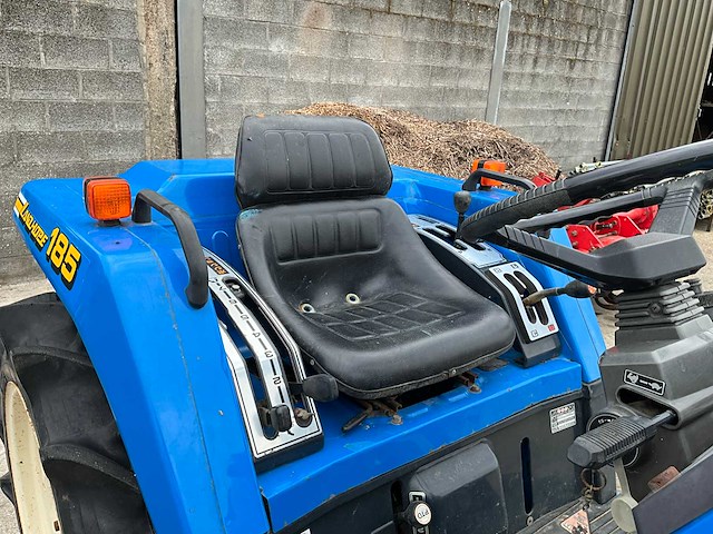 Iseki landhope 185 minitractor - afbeelding 9 van  19