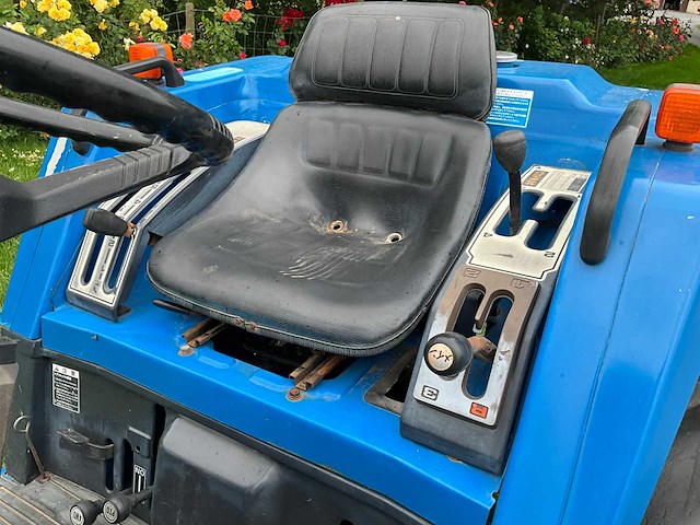 Iseki landhope 205 minitractor - afbeelding 9 van  19