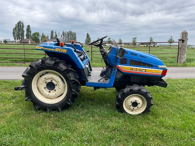 Iseki landhope 205 minitractor - afbeelding 14 van  19