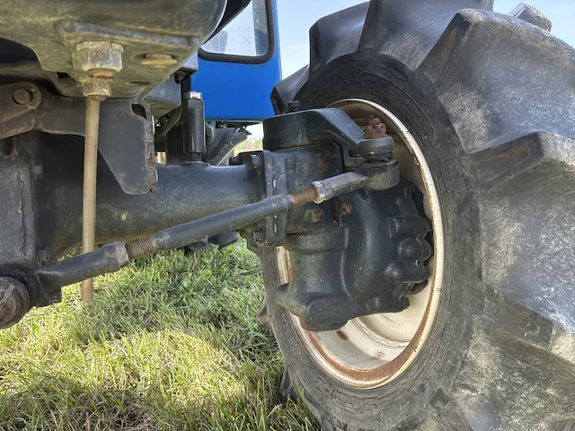 Iseki landhope tu165f vierwielaangedreven minitractor met grondfrees - afbeelding 2 van  24