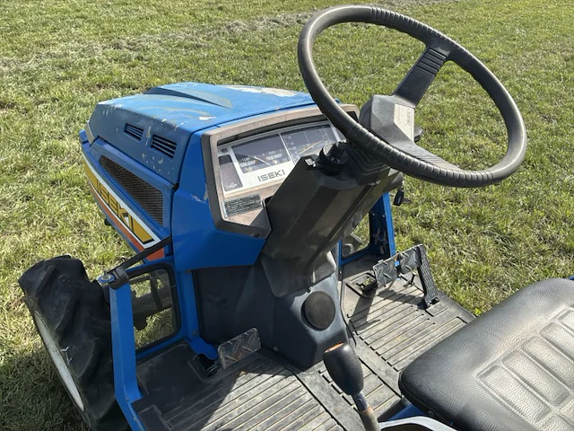 Iseki landhope tu165f vierwielaangedreven minitractor met grondfrees - afbeelding 4 van  24