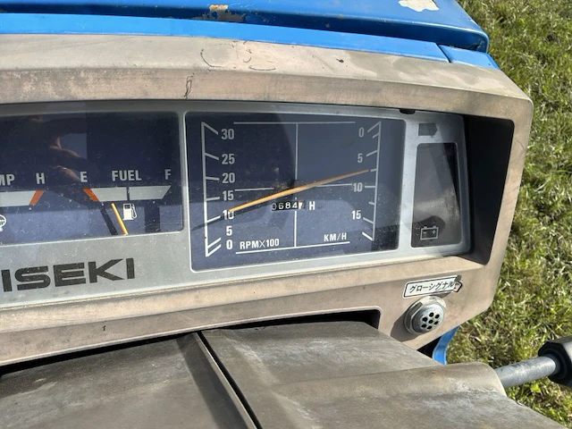 Iseki landhope tu165f vierwielaangedreven minitractor met grondfrees - afbeelding 8 van  24