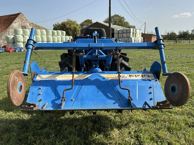 Iseki landhope tu165f vierwielaangedreven minitractor met grondfrees - afbeelding 21 van  24