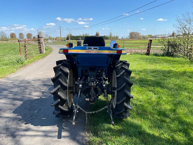 Iseki landhopetu180 minitractor - afbeelding 19 van  22