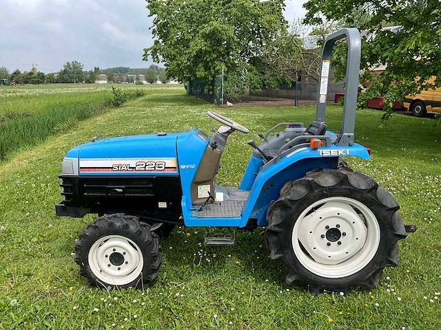 Iseki minitractor - afbeelding 12 van  31