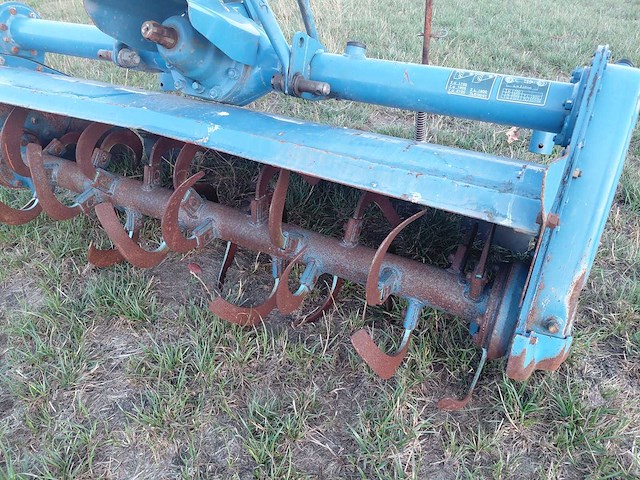 Iseki sar1360 - grondfrees - afbeelding 4 van  11