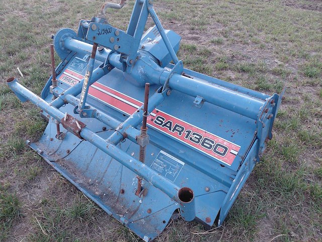 Iseki sar1360 - grondfrees - afbeelding 6 van  7