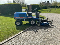 Iseki sf330 grasmaaier 4x4 + cabine (gedemonteerd) - afbeelding 3 van  74