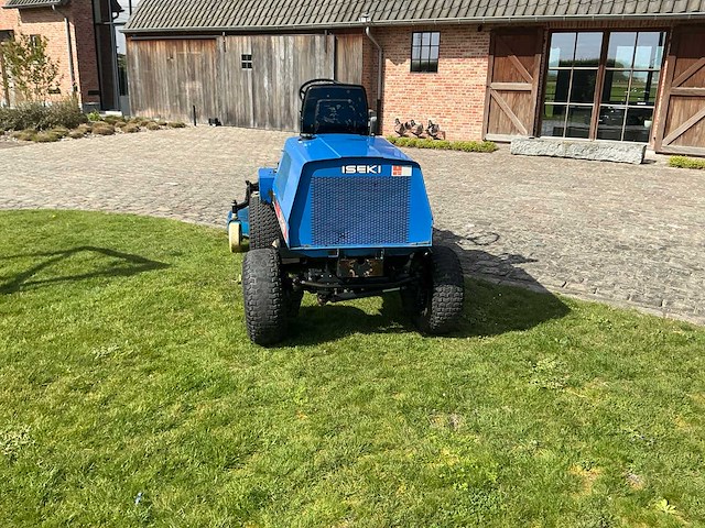 Iseki sf330 grasmaaier 4x4 + cabine (gedemonteerd) - afbeelding 13 van  74