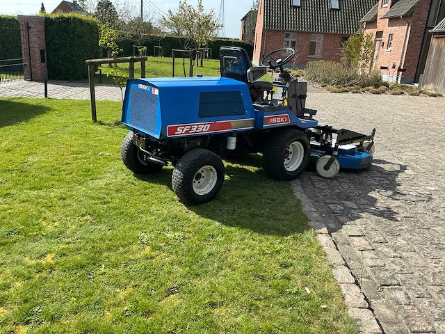 Iseki sf330 grasmaaier 4x4 + cabine (gedemonteerd) - afbeelding 8 van  74