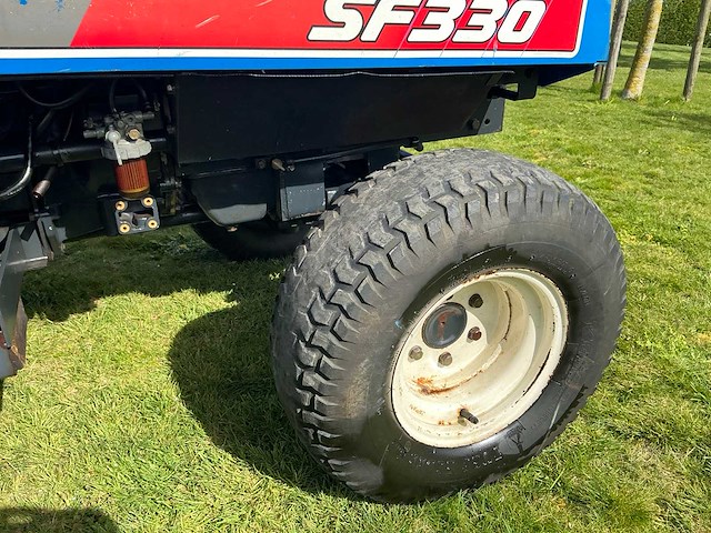 Iseki sf330 grasmaaier 4x4 + cabine (gedemonteerd) - afbeelding 26 van  74
