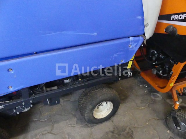 Iseki sfh240 professionele zitmaaier - sbc550f - afbeelding 15 van  22