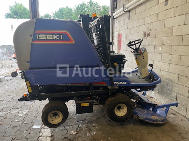 Iseki sfh240 professionele zitmaaier - sbc550f - afbeelding 17 van  22