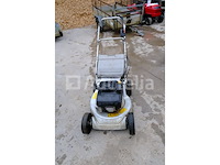 Iseki sw621 benzine grasmaaier - afbeelding 4 van  11