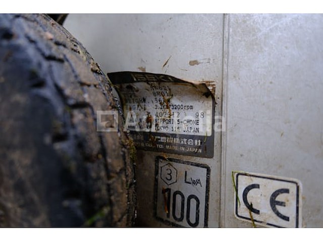 Iseki sw621 benzine grasmaaier - afbeelding 2 van  11