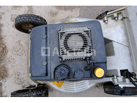 Iseki sw621 benzine grasmaaier - afbeelding 8 van  11