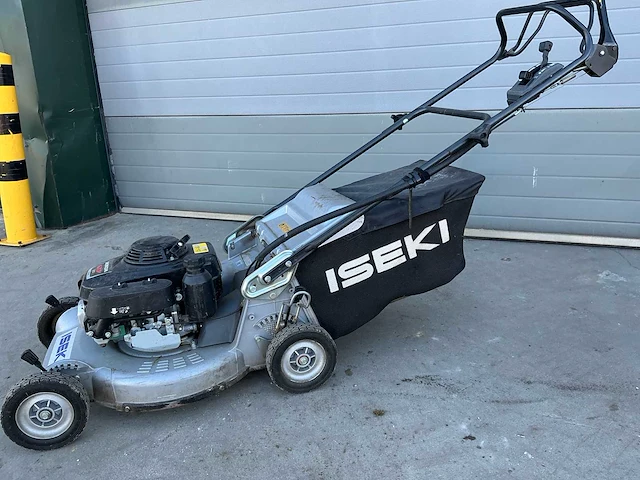 Iseki sw8210bae4 grasmaaier - afbeelding 2 van  9