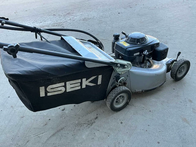 Iseki sw8210bae4 grasmaaier - afbeelding 3 van  9
