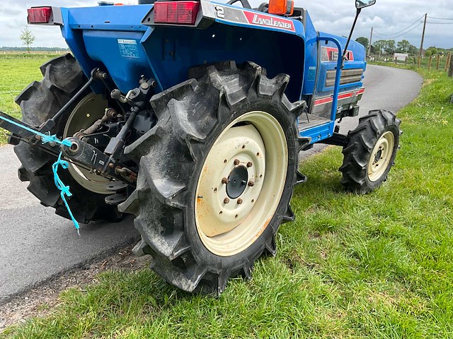 Iseki ta247 minitractor - afbeelding 2 van  21