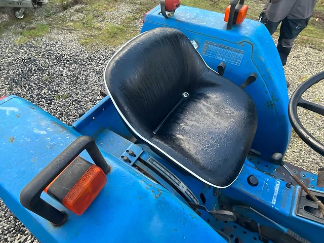 Iseki tl1900 minitractor - afbeelding 6 van  25