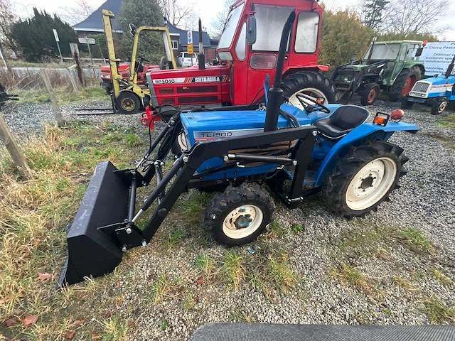 Iseki tl1900 minitractor - afbeelding 1 van  25
