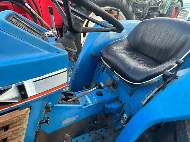 Iseki tl1900 minitractor - afbeelding 13 van  25