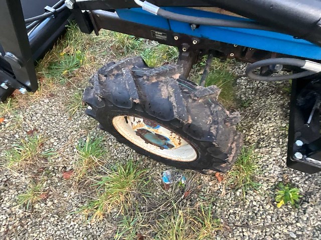 Iseki tl1900 minitractor - afbeelding 15 van  25