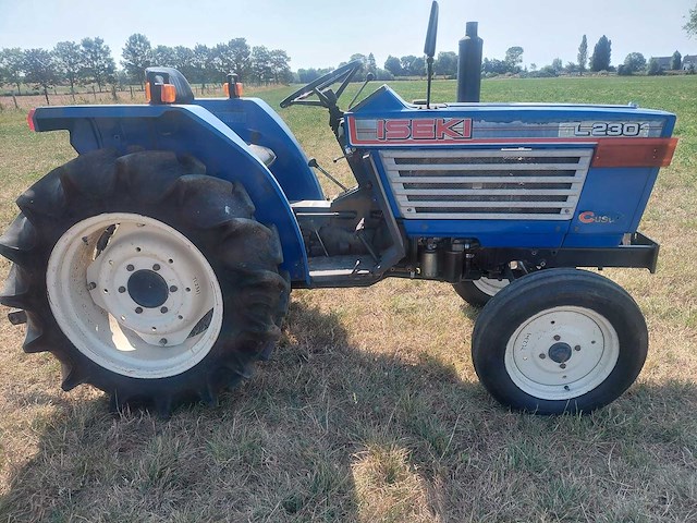 Iseki tl2301 - minitractor - afbeelding 11 van  16