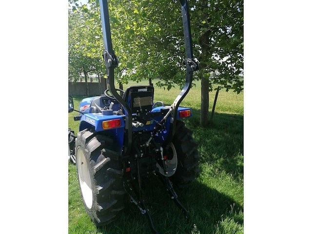 Iseki tle3400 minitractor - afbeelding 11 van  16