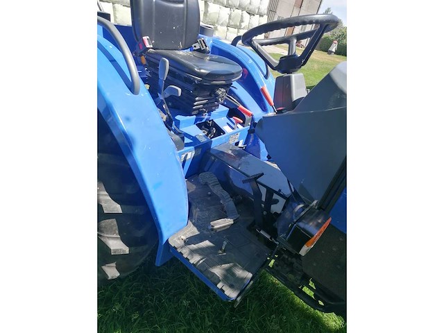 Iseki tle3400 minitractor - afbeelding 12 van  16