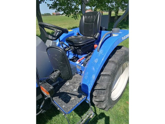 Iseki tle3400 minitractor - afbeelding 13 van  16